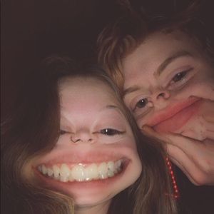 Meet your Posher, Olivia